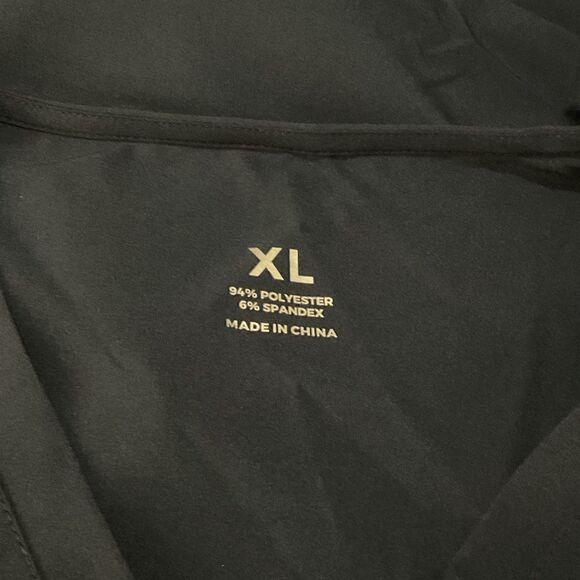 FloralHue V-Neck Top Cargo Pants Scrub Set XL - Picture 5 of 6